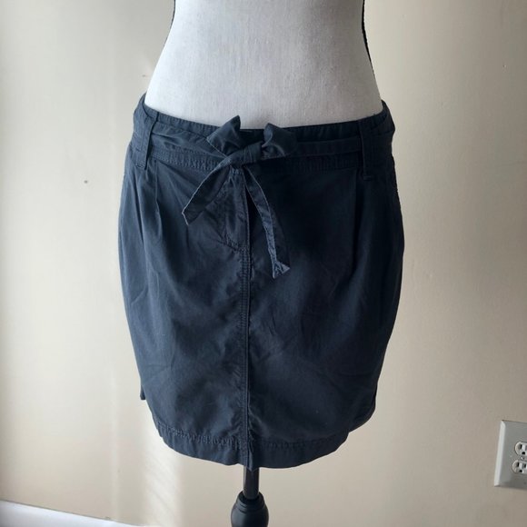 LOFT Dresses & Skirts - NWT—Ann Taylor Loft Tulip skirt with waist ties